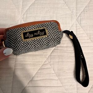 Itzy Ritzy Black and White Herringbone Pacifier Pouch Paci Pod